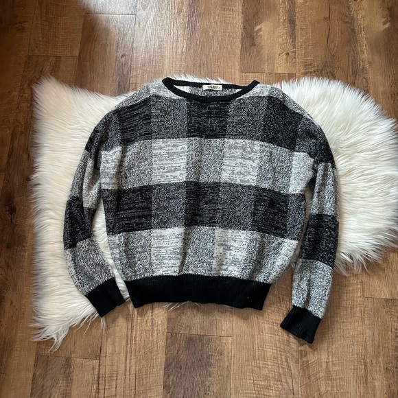 ARITZIA TNA Plaid Pullover Sweatshirt - Picture 3 of 5